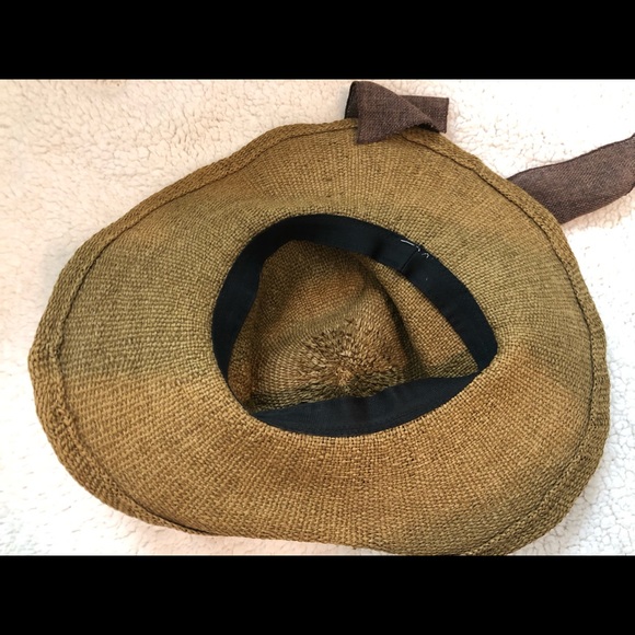 Cute flappy sun hat - Picture 4 of 4